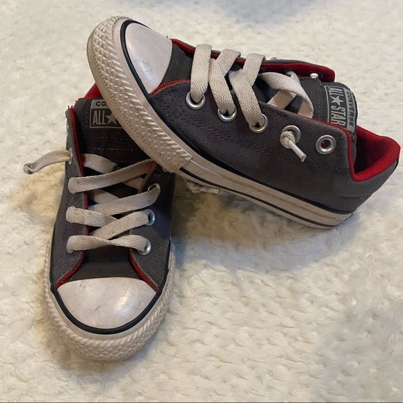 Converse Other - Dark gray and red Converse